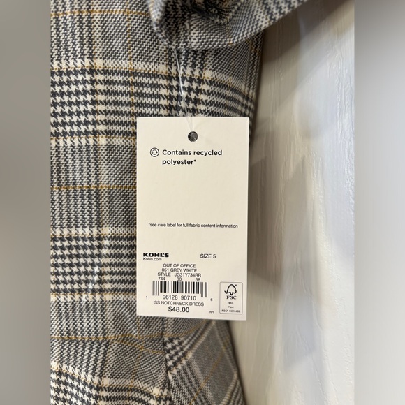 NWT Juniors' SO Short Sleeve Notch Front A-Line Plaid Dress - Picture 6 of 8